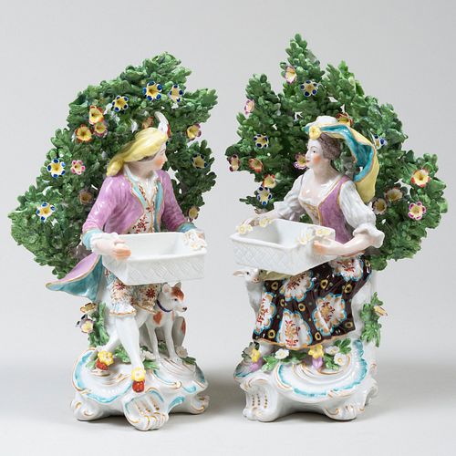 PAIR OF ENGLISH PORCELAIN FIGURAL 3bbad7