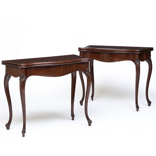 PAIR OF GEORGE III MAHOGANY GAMES 3bbb5e