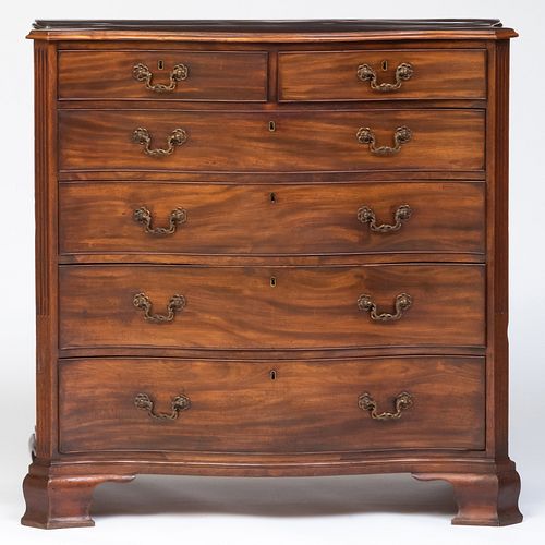 TALL GEORGE III MAHOGANY SERPENTINE FRONTED 3bbb5f