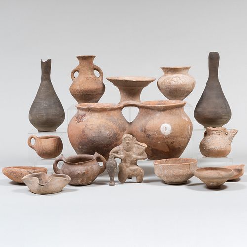 MISCELLANEOUS GROUP OF POTTERY 3bbbd3