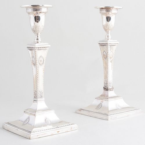 PAIR OF EDWARD VII SILVER CANDLESTICKSMarked