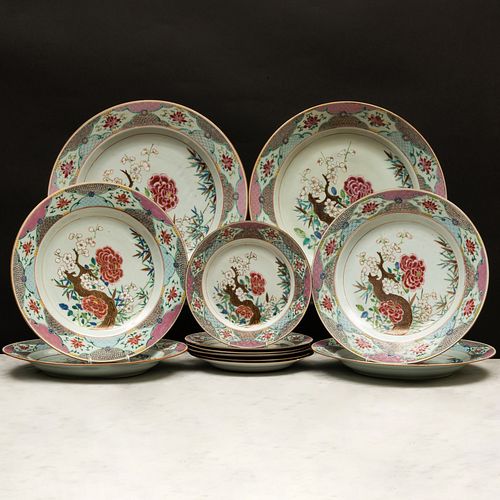 SET OF TWELVE CHINESE EXPORT FAMILLE