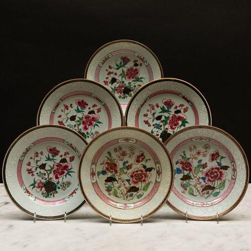 SET OF SIX FAMILLE ROSE AND UNDERGLAZE 3bbcaa