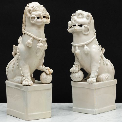 TWO BLANC DE CHINE PORCELAIN BUDDHIST 3bbcbd