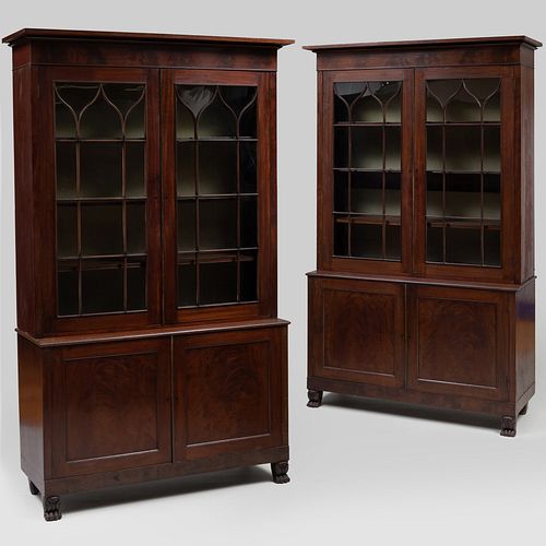 PAIR OF CLASSICAL MAHOGANY BOOKCASES  3bbe06