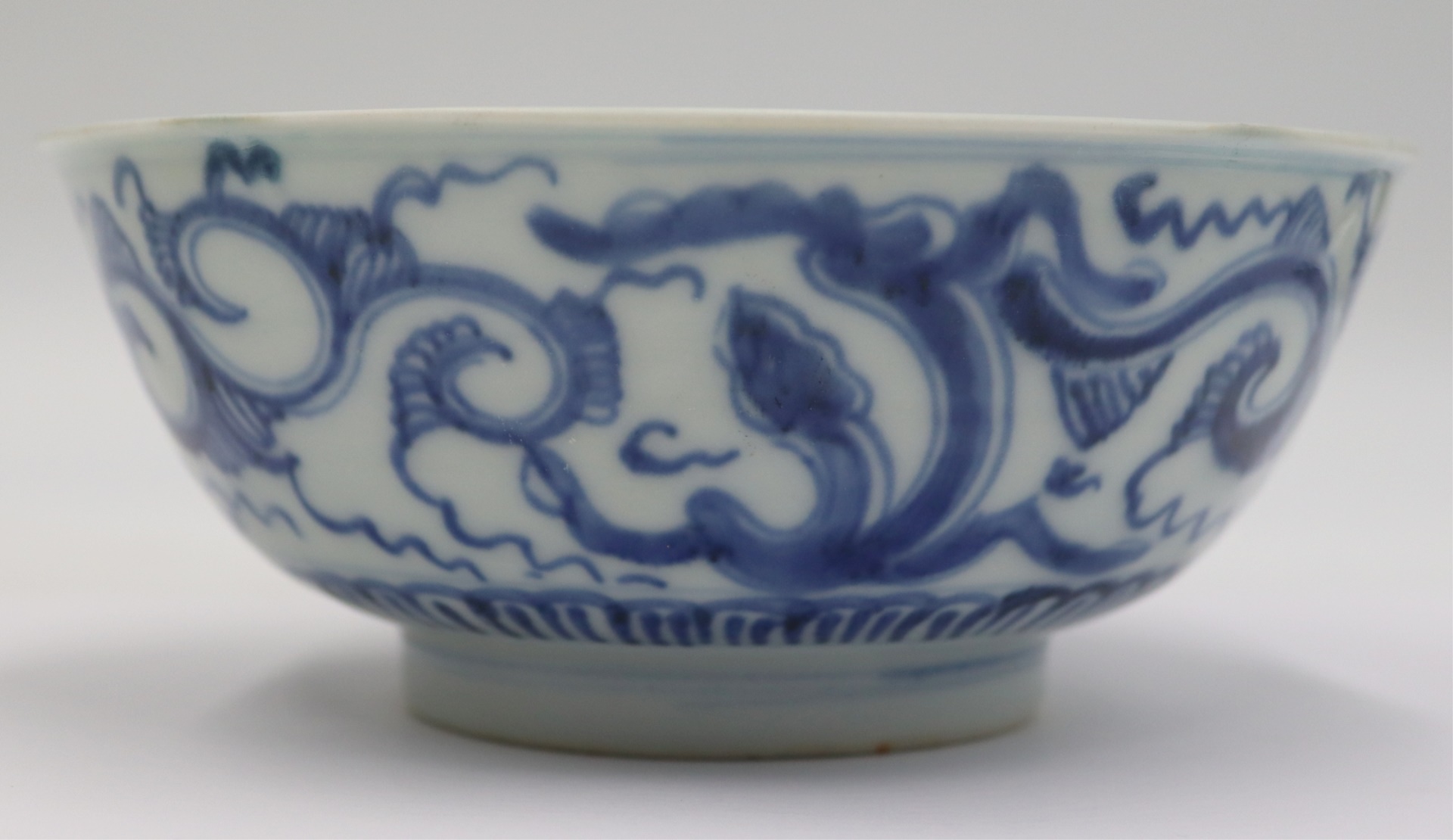 CHINESE BLUE AND WHITE BOWL. Chinese