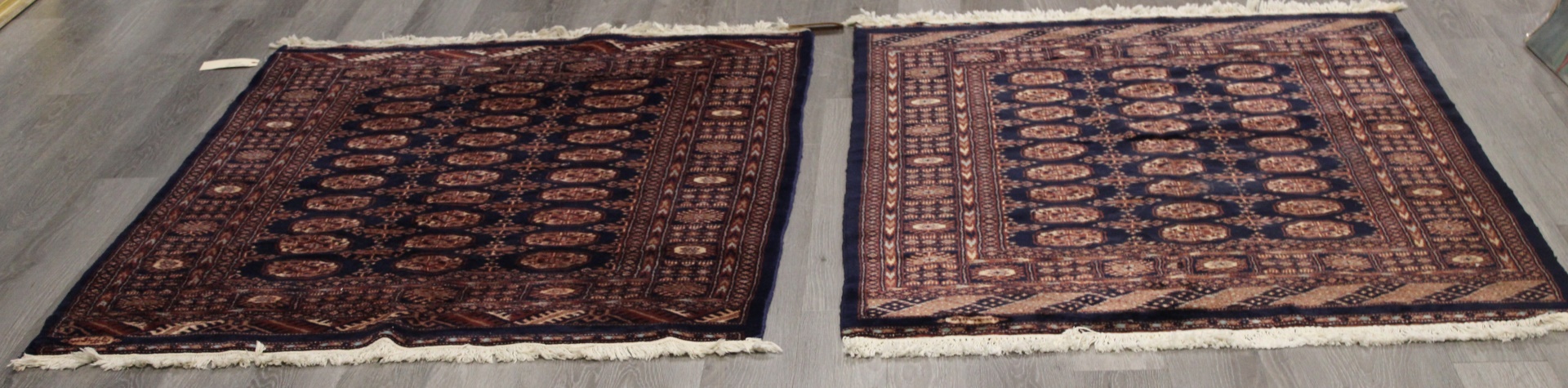 2 VINTAGE AND FINELY HAND WOVEN 3bbefa