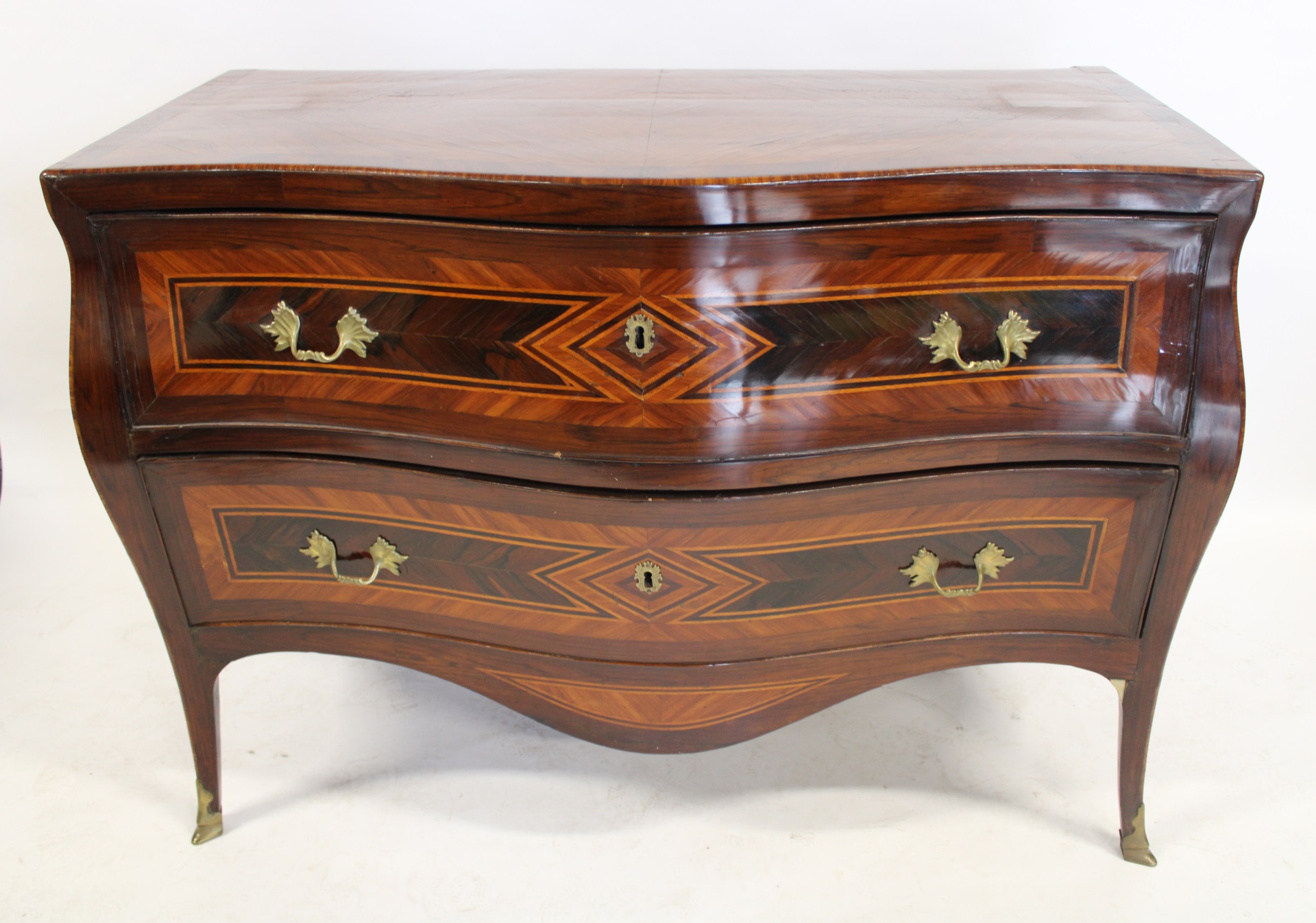 ANTIQUE CONTINENTAL INLAID COMMODE  3bbf84