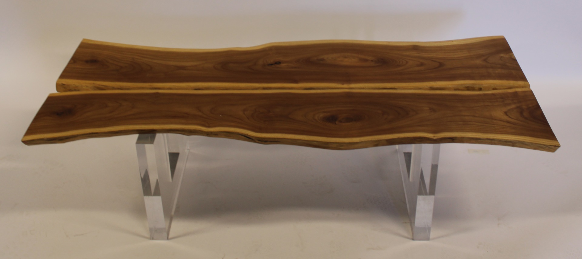 CONTEMPORARY NAKASHIMA STYLE TABLE 3bbfcd