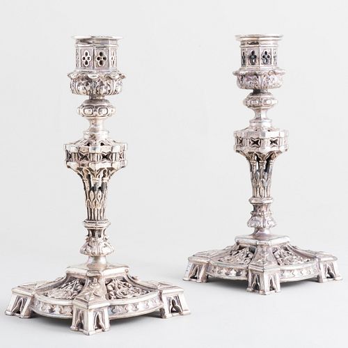 PAIR OF GOTHIC REVIVAL STYLE CAST 3bbfd8