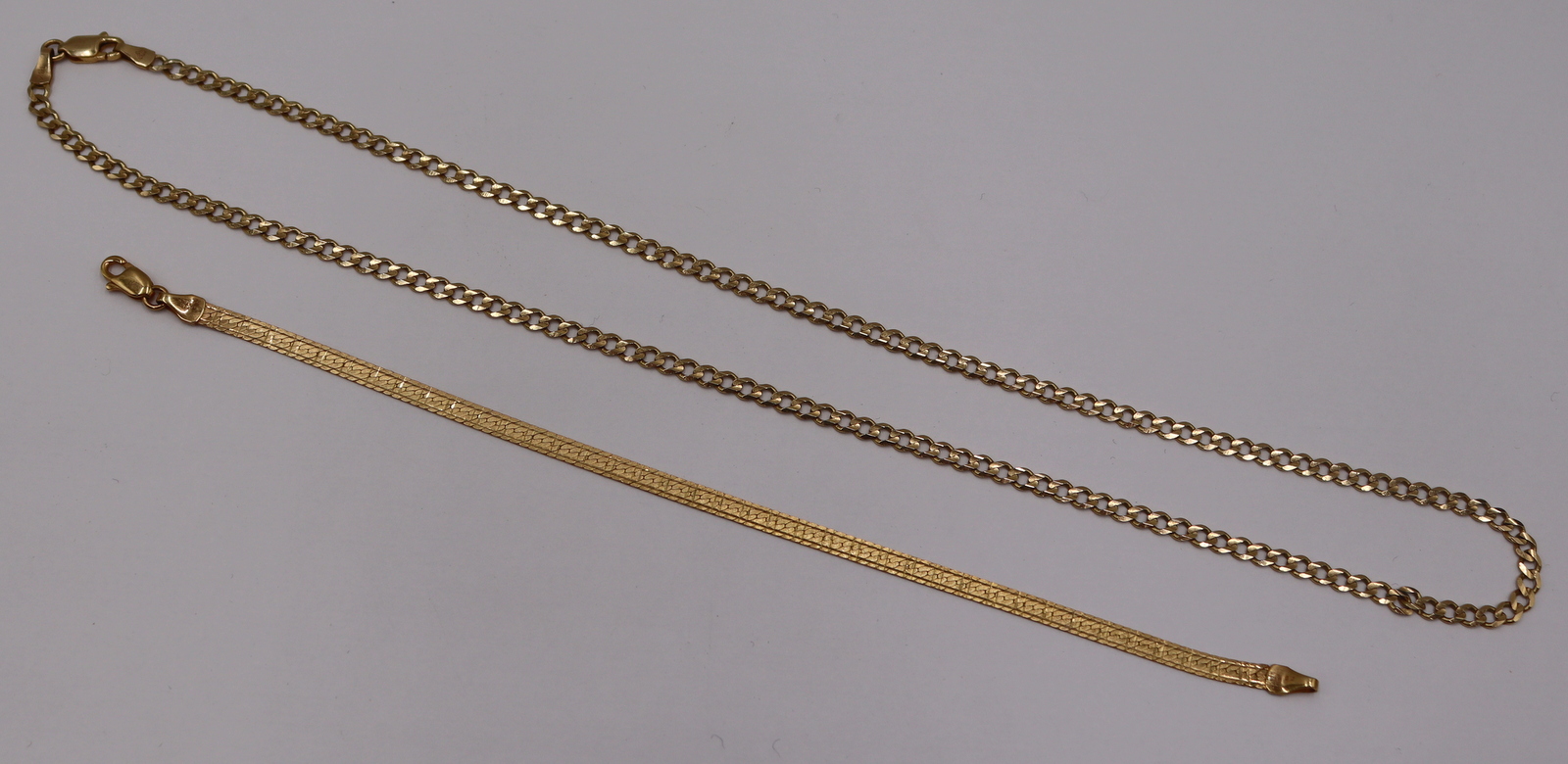 JEWELRY. 14KT GOLD CHAIN GROUPING.