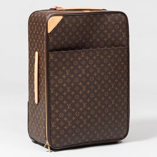 LOUIS VUITTON ROLLING SUITCASEWith