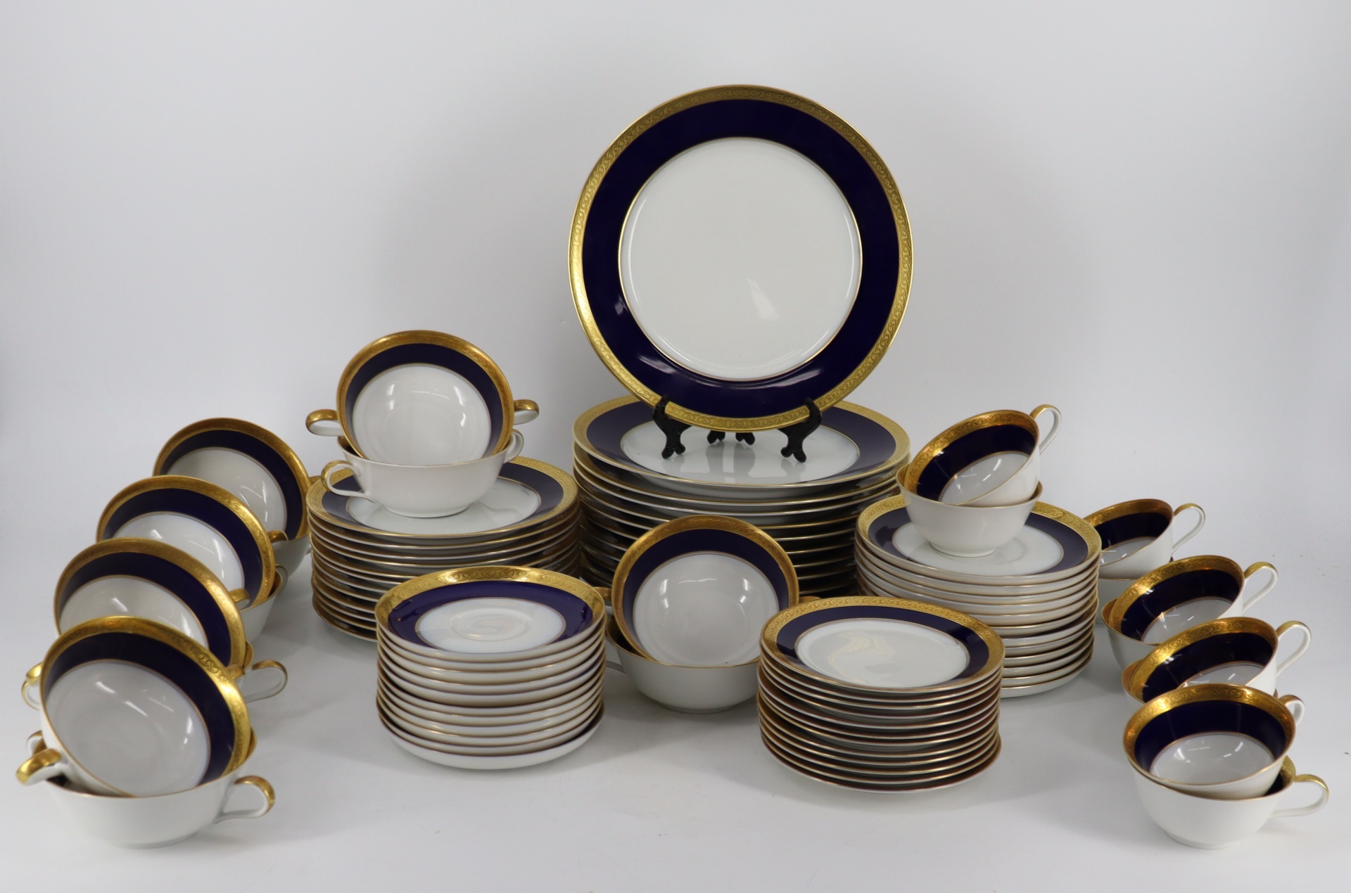 LOT OF ROSENTHAL COBALT TO GILT