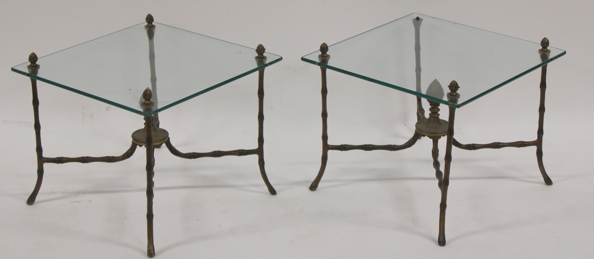 A MIDCENTURY PAIR OF GILT METAL 3bc27e