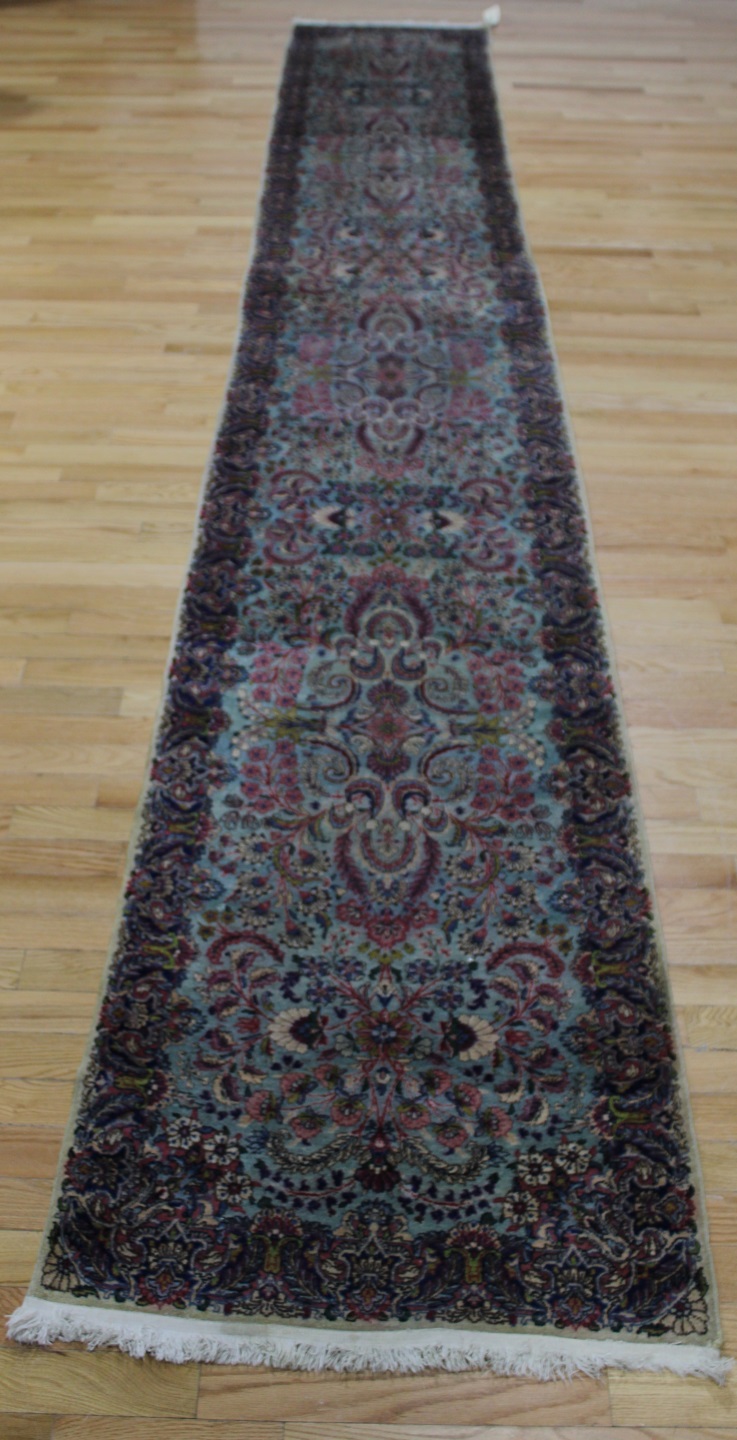 ANTIQUE AND FINELY HAND WOVEN KERMAN