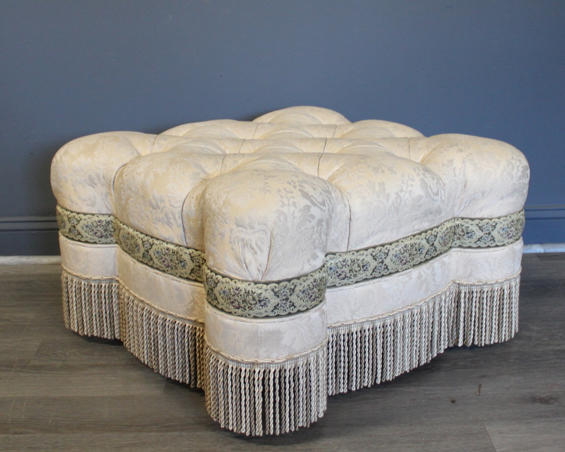 ART DECO STYLE UPHOLSTERED OTTOMAN  3bc72f