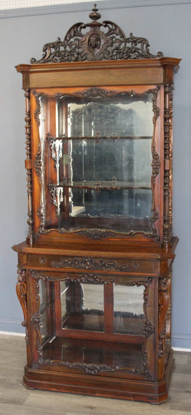 FINE19TH CENTURY CARVED ROSEWOOD
