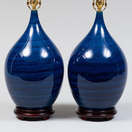 PAIR OF CONTEMPORARY BLUE GLAZED 3bc829