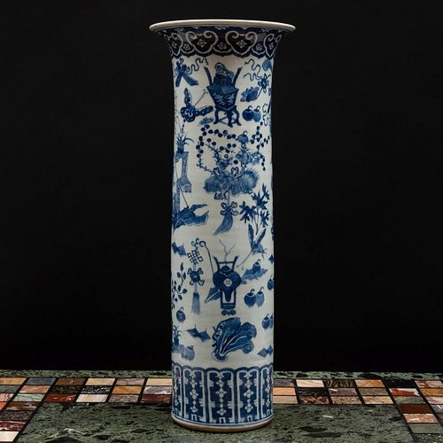 LARGE CHINESE BLUE AND WHITE PORCELAIN 3bc9c8