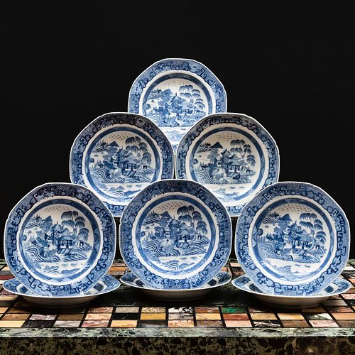 SET OF NINE CHINESE EXPORT BLUE 3bc9f0