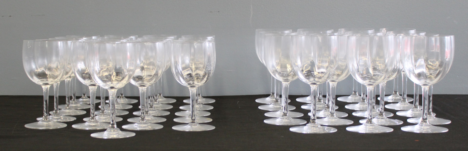 40 PIECES OF SIGNED BACCARAT STEMWARE.