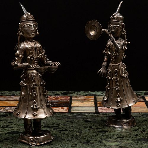 PAIR OF INDIAN SILVERED METAL MODELS 3bcaf7