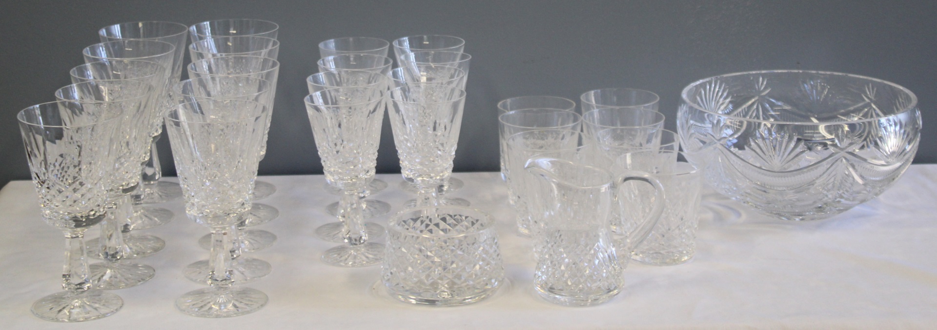 LOT OF ASSORTED WATERFORD CUT GLASS  3bcb0d