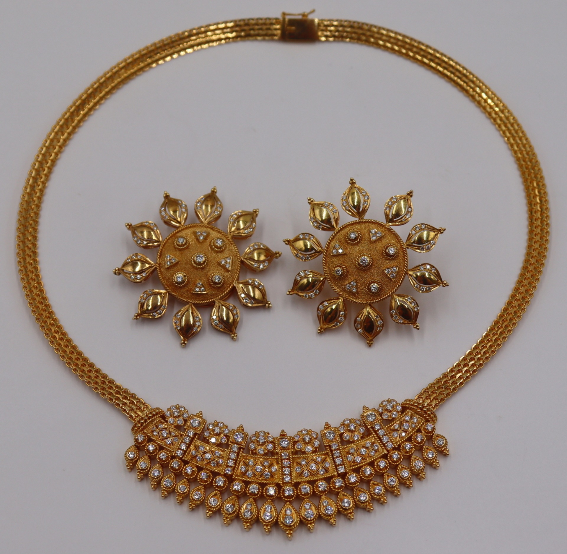 JEWELRY INDIAN STYLE 18KT GOLD 3bcbd3