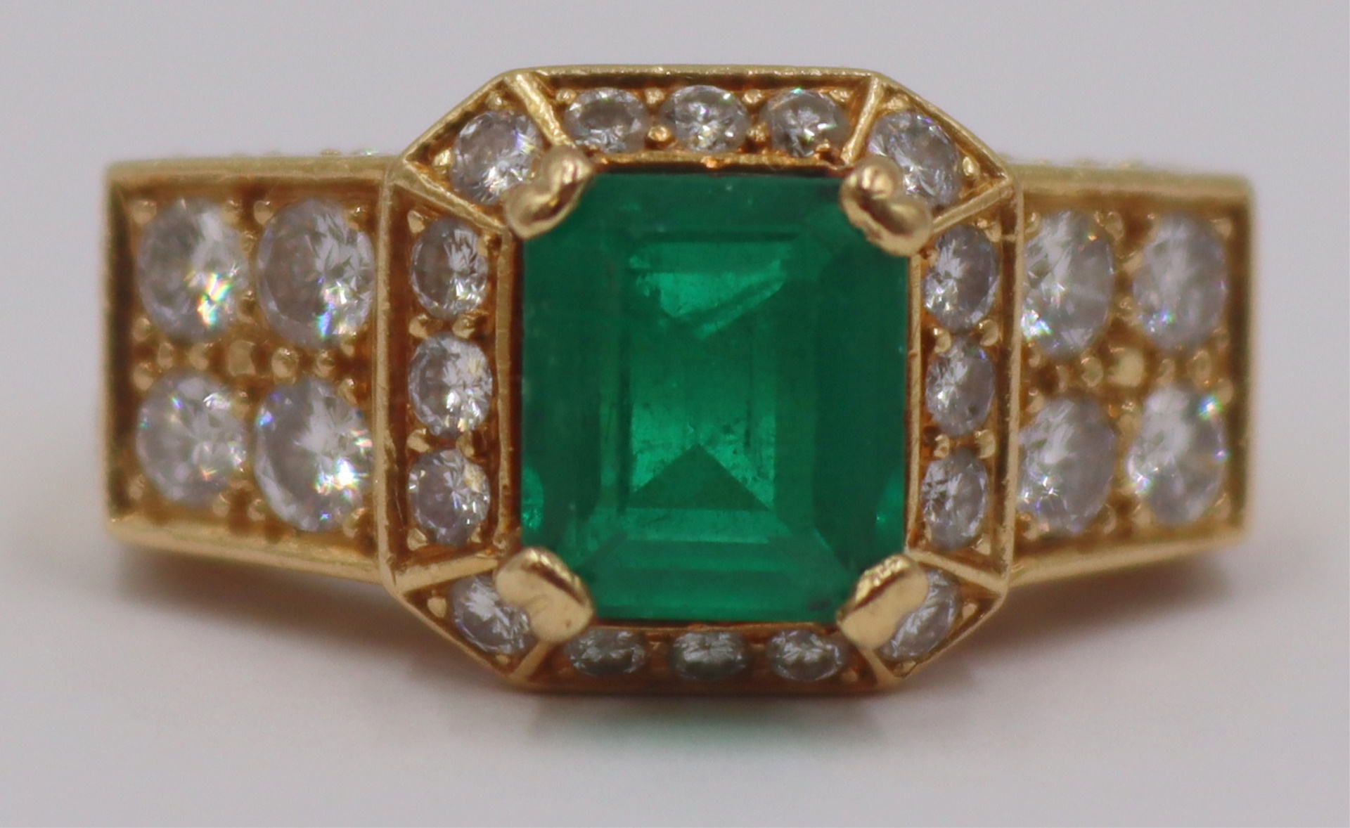 JEWELRY 18K GOLD EMERALD AND 3bcc0e