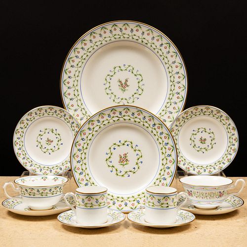 LE TALLEC PORCELAIN PART DINNER