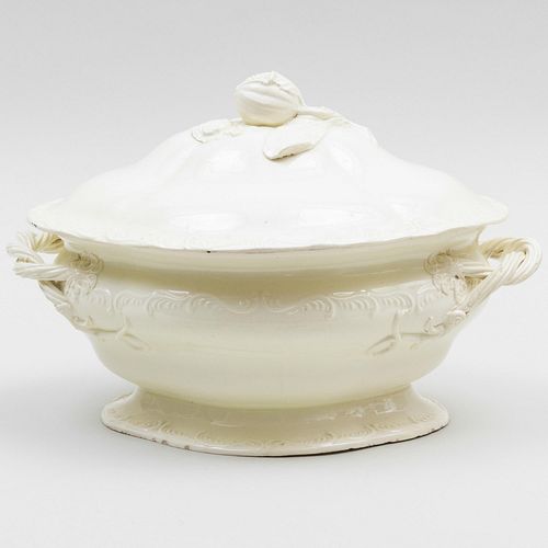 ENGLISH CREAMWARE TUREEN AND COVERUnmarked 9 3bcd0b