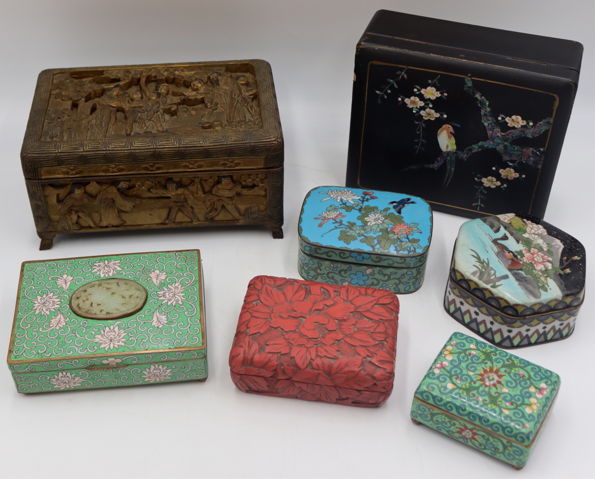 ASSORTED GROUPING OF CLOISONNE,