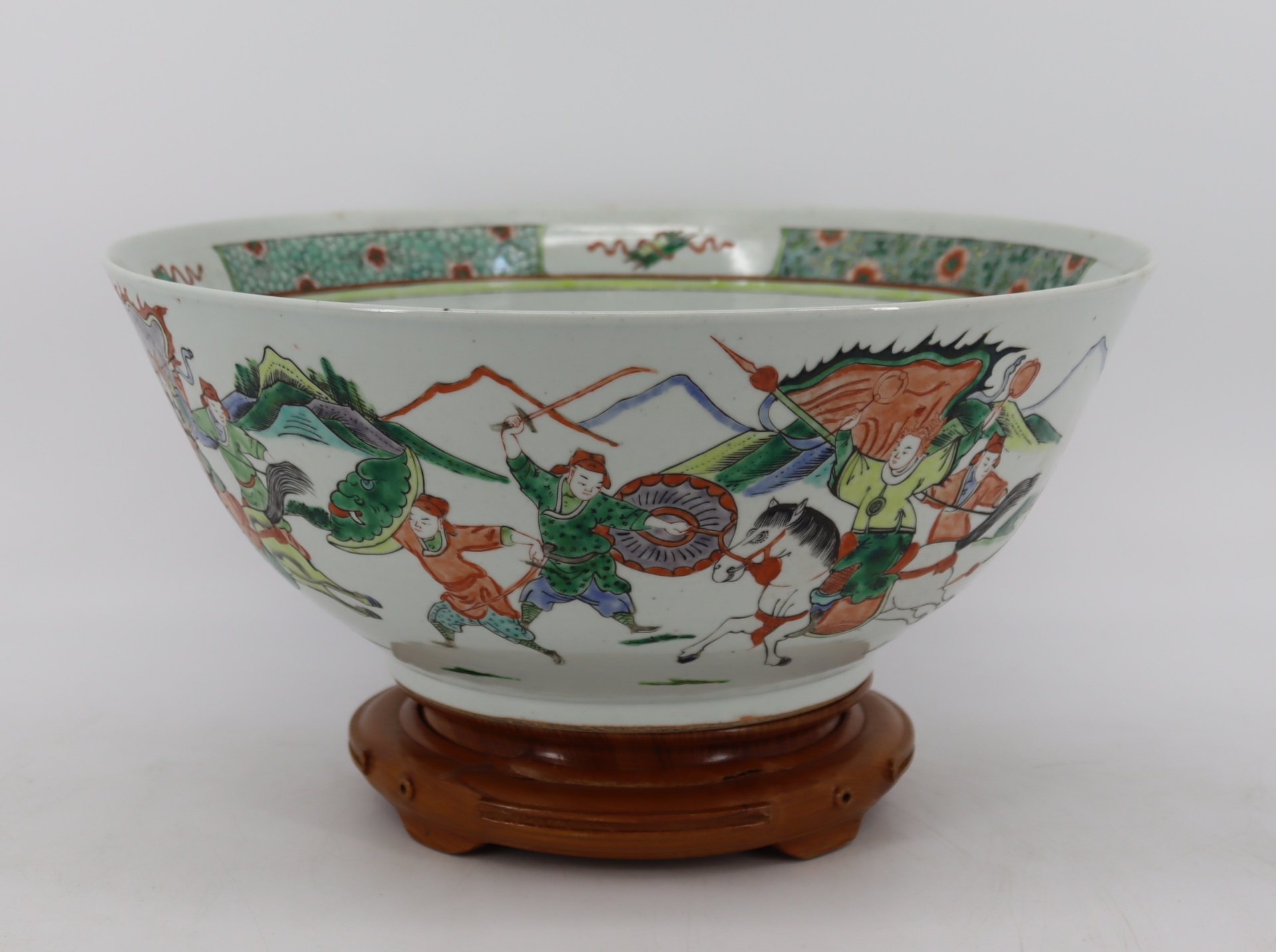 ANTIQUE ENAMEL DECORATED CHINESE