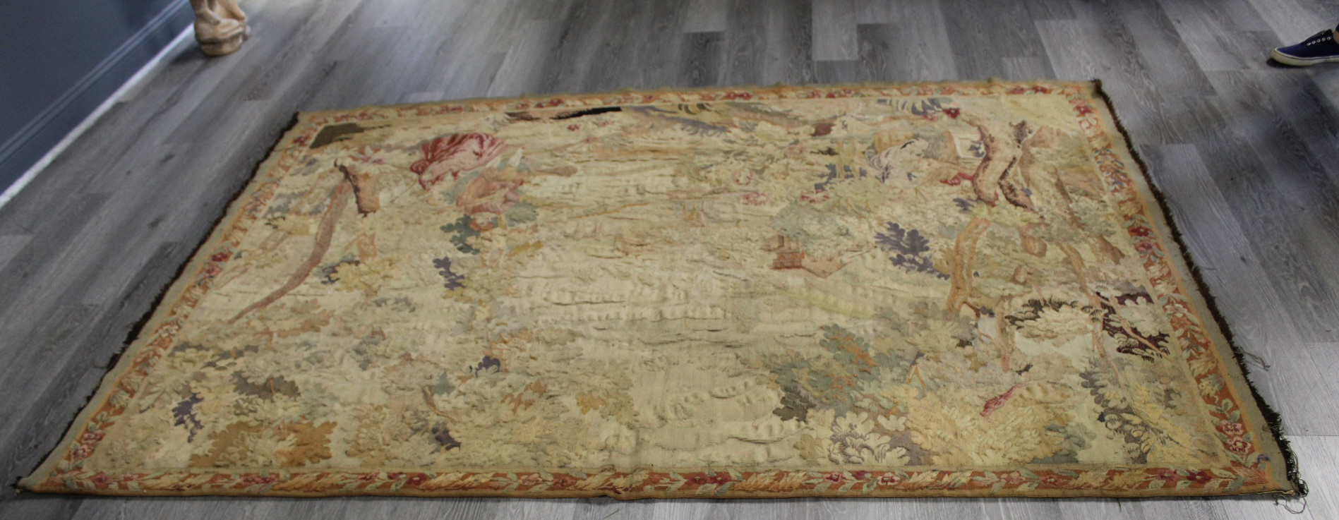 ANTIQUE CONTINENTAL PICTORIAL TAPESTRY  3bcf45