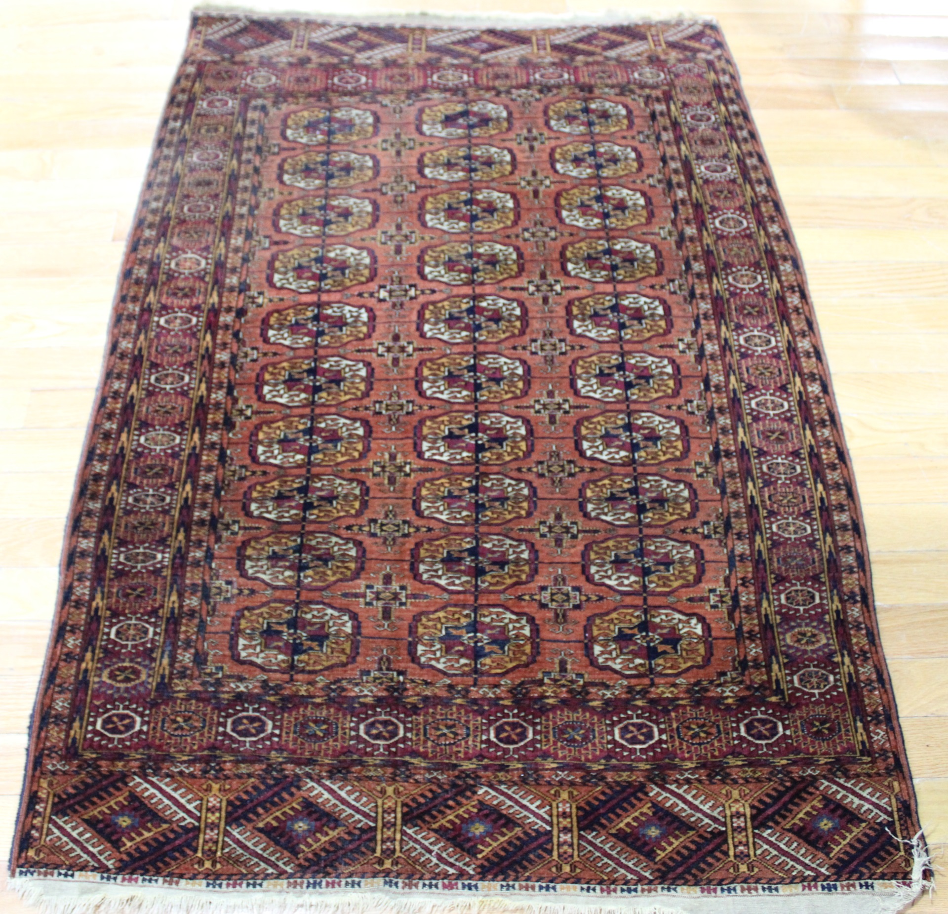 ANTIQUE AND FINELY HAND WOVEN BOKHARA 3bcf41