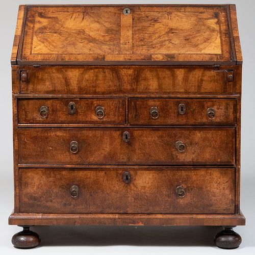 QUEEN ANN WALNUT SLANT FRONT DESK38 3bd063