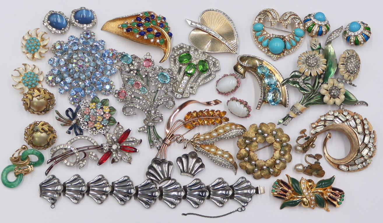 JEWELRY. COSTUME JEWELRY INC. JOMAZ,