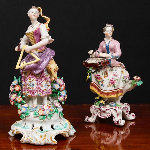 TWO BOW PORCELAIN FIGURES OF MUSICIANSThe