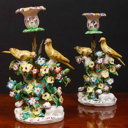 PAIR OF ENGLISH PORCELAIN BIRDS 3baad7