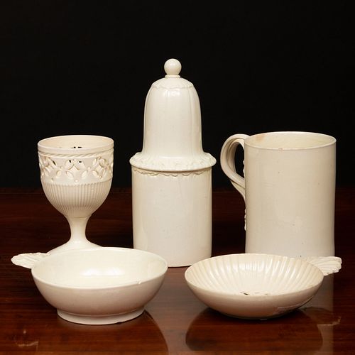 GROUP OF ENGLISH CREAMWARE ARTICLESUnmarked.

Comprising:

A