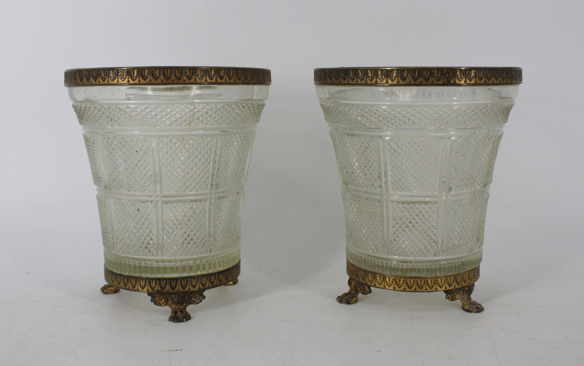 AN ANTIQUE PAIR OF FINE CUT GLASS 3babcd