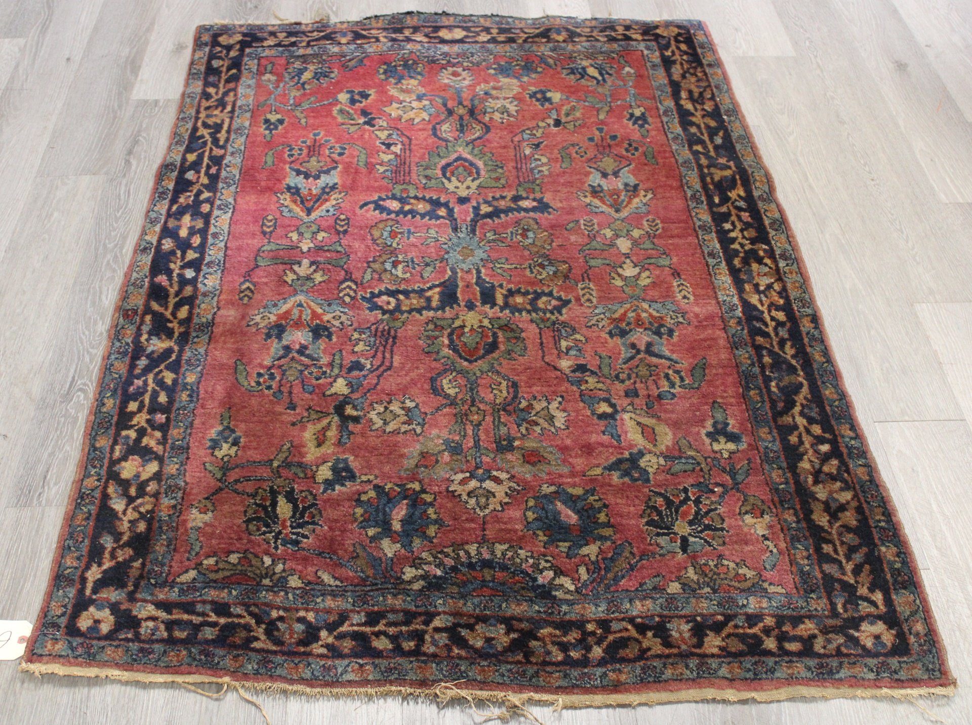 ANTIQUE AND FINELY HAND WOVEN SAROUK 3bac34