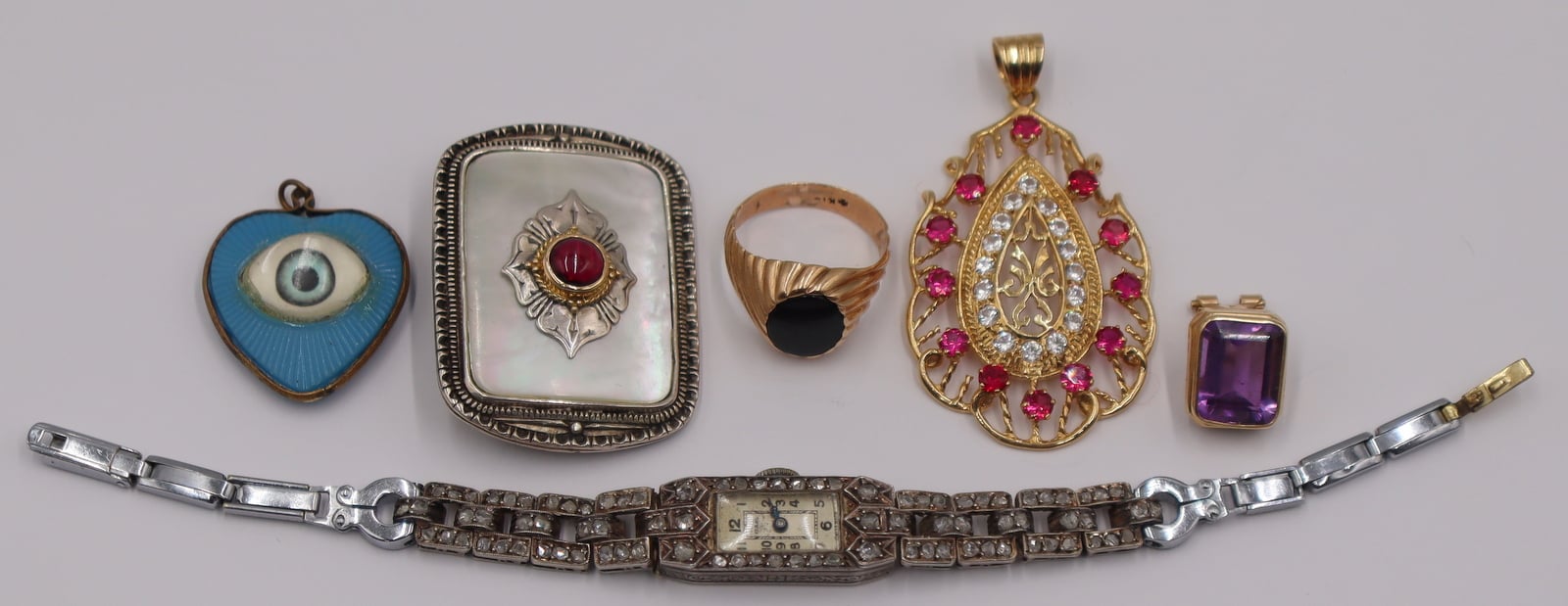 JEWELRY. ASSORTED GROUPING OF GOLD