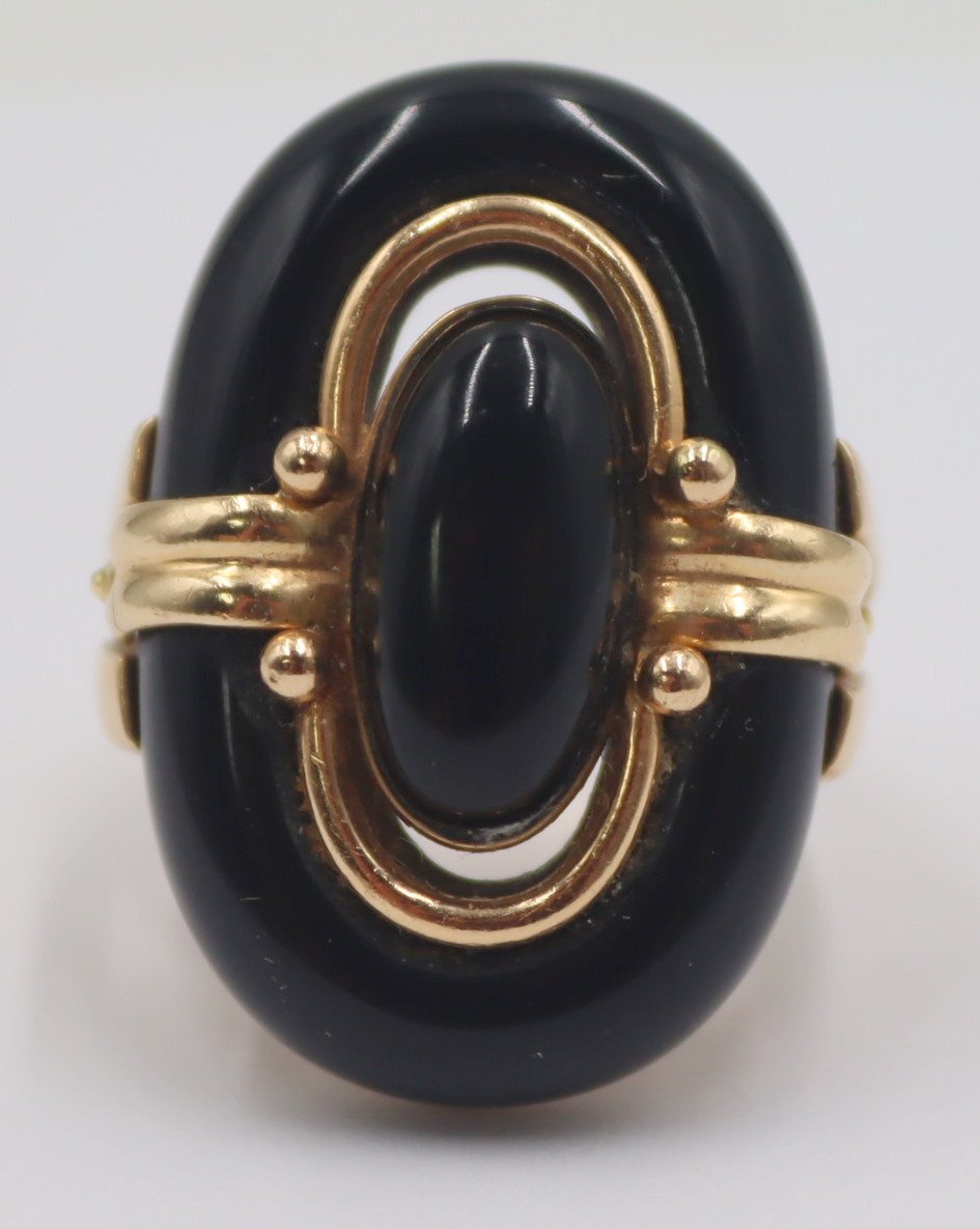 JEWELRY. 14KT GOLD AND ONYX COCKTAIL