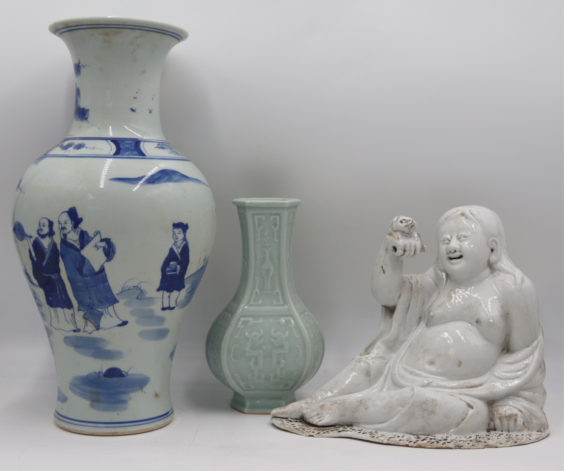 GROUPING OF CHINESE ITEMS Includes 3baf67