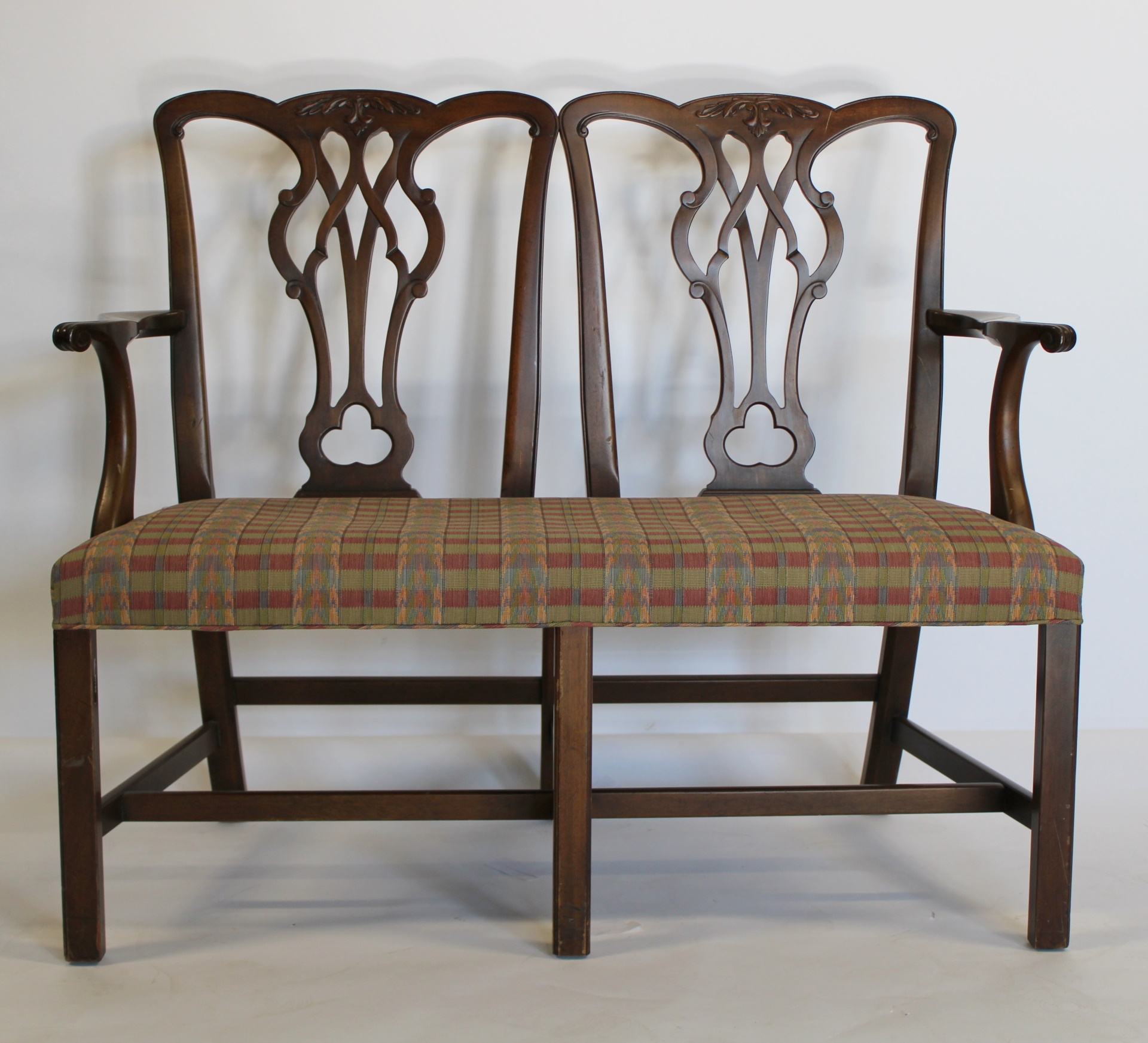 KITTINGER SIGNED MAHOGANY CHIPPENDALE 3bafb4