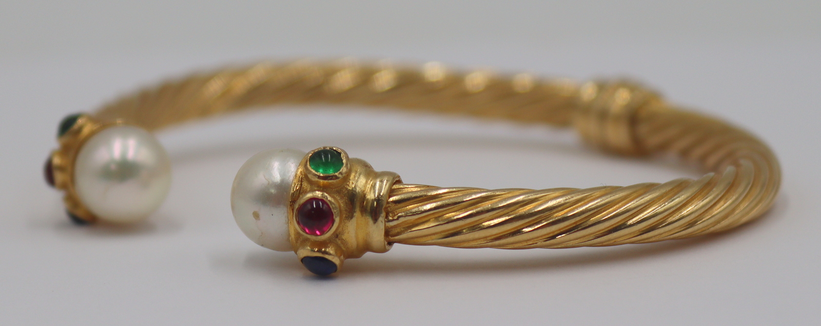JEWELRY. 18KT GOLD, COLORED GEM