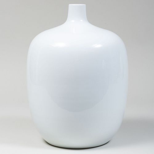 CONTEMPORARY PORCELAIN STUDIO VASEUnmarked 17 3bb0c7