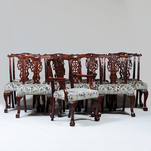 SET OF TWELVE GEORGE III STYLE 3bb40c