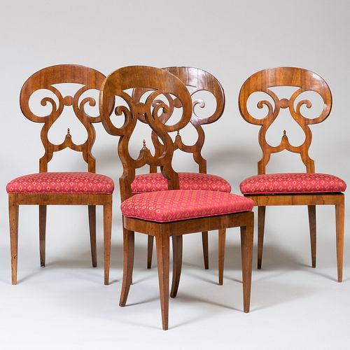 SET OF FOUR BIEDERMEIER STYLE WALNUT 3bb516